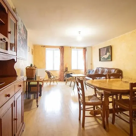 3 Hyper-centre Apartman *